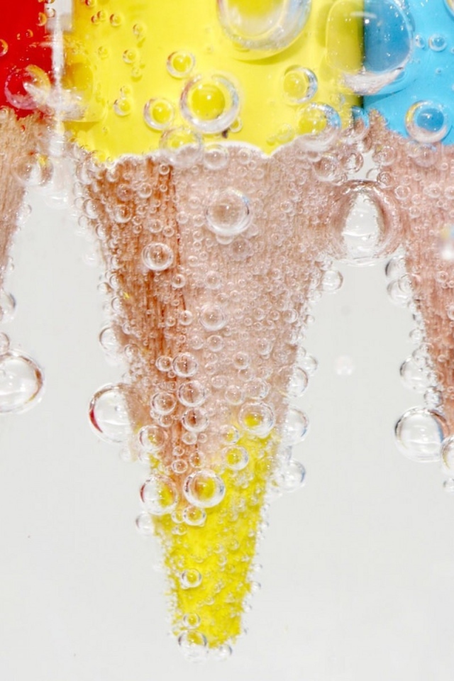 Цветные карандаши