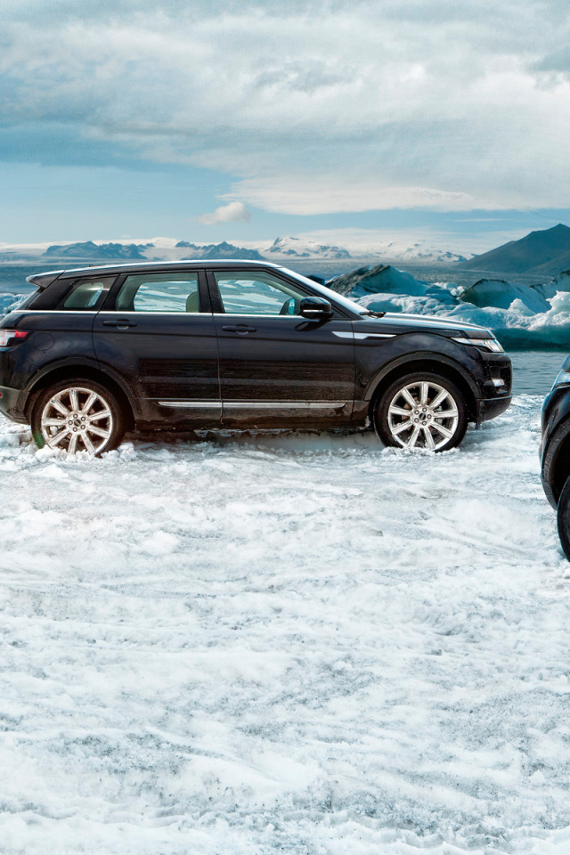 Land Rover Evoque на снегу