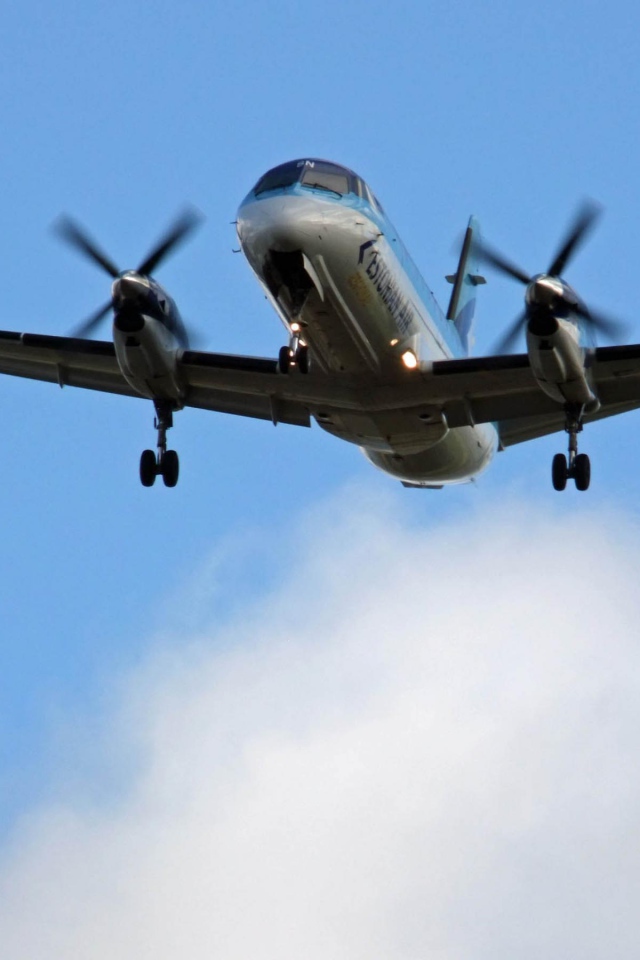 Самолет SAAB 2000