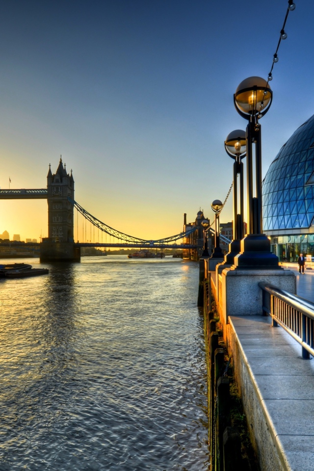 London. View of Tower Bridge