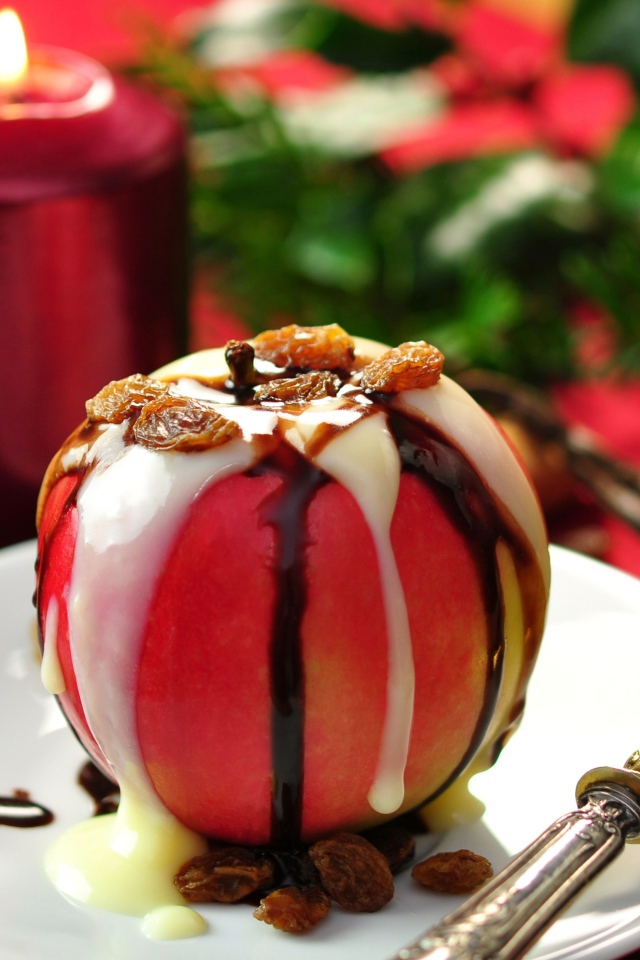 Запеченное яблоко