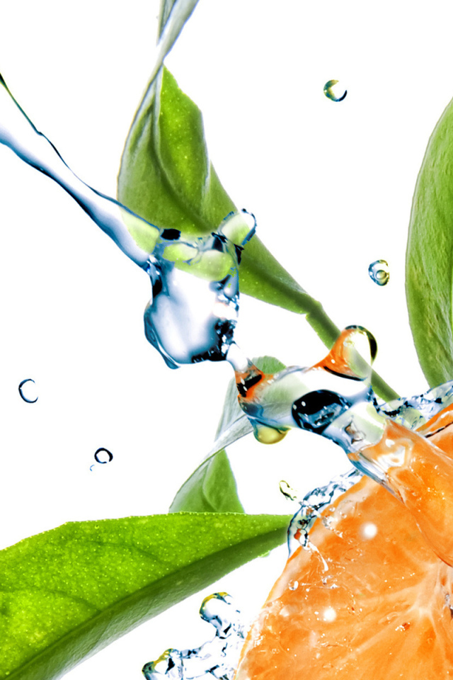 Апельсин в воде