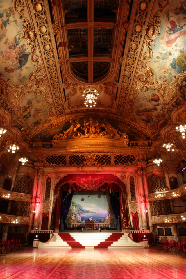 Бальный зал