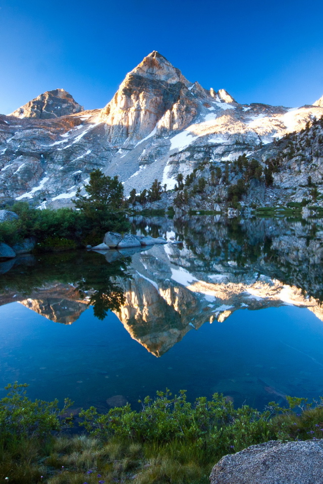 Горное озеро