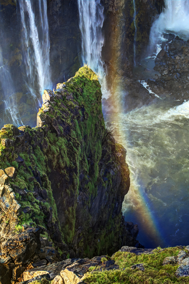 Острые скалы