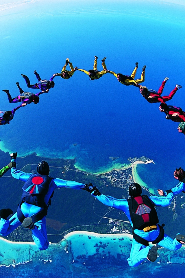 Скайдайверы