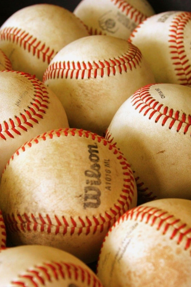 Бейсбольные мячи