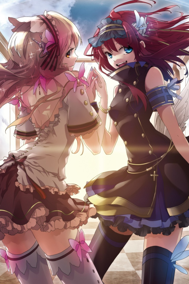 Девочки танцуют