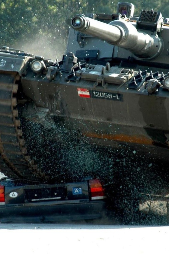 Австрийский танк Леопард 2