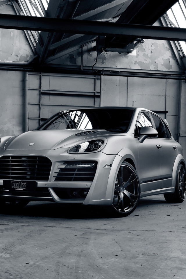 Автомобиль Магнум