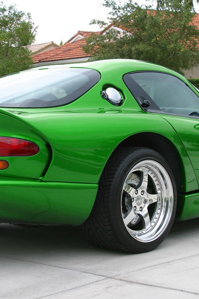 Зеленый Dodge Viper