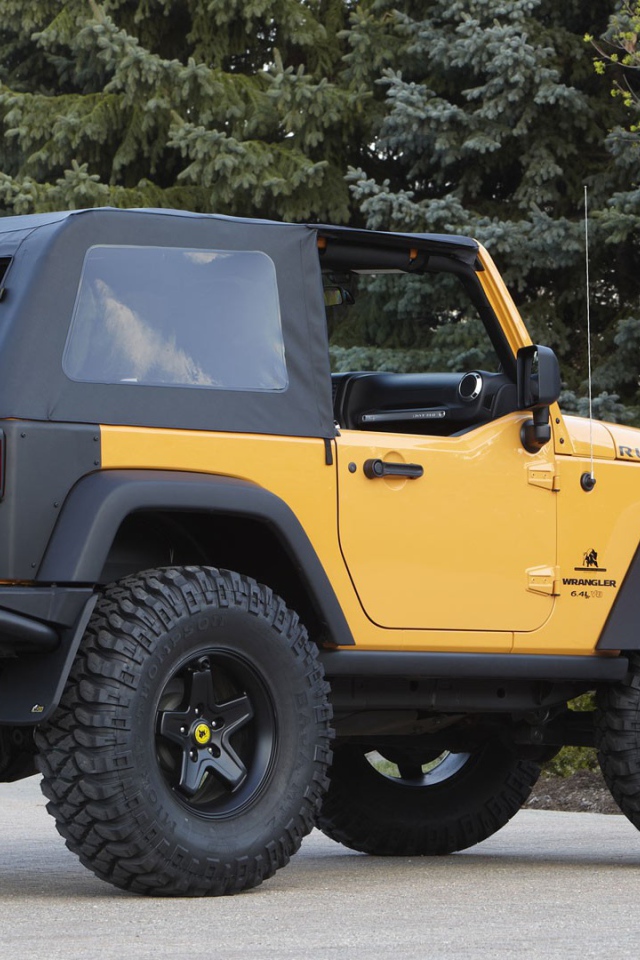 Jeep Wrangler желтый