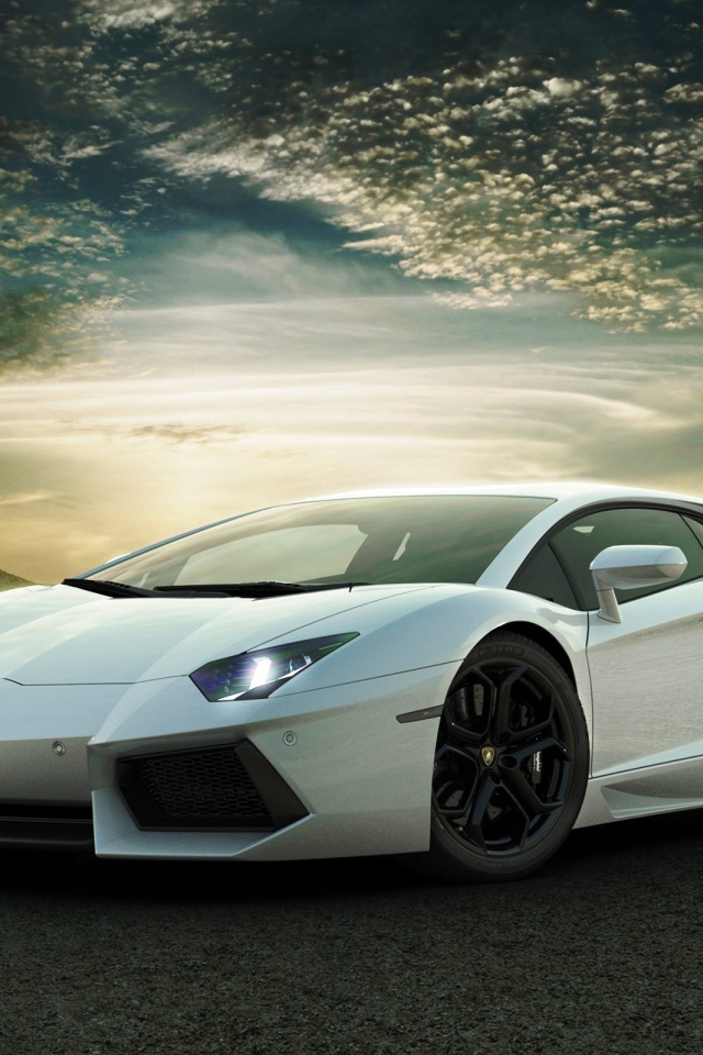 Ламборджини Авентадор на природе