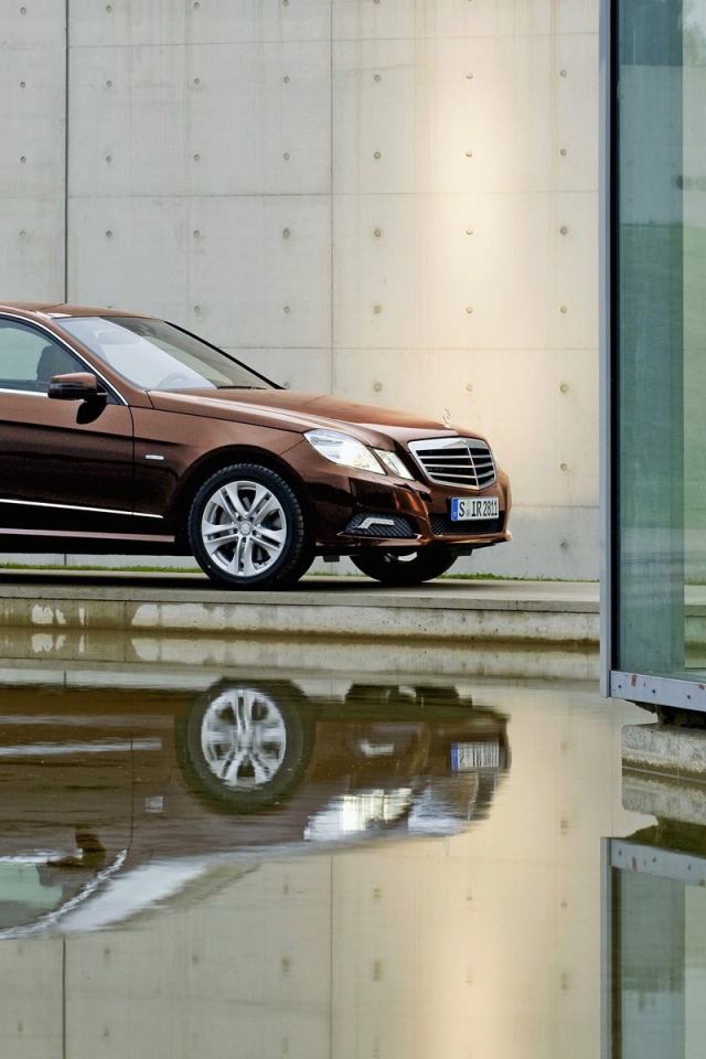 Автомобили Mercedes-Benz