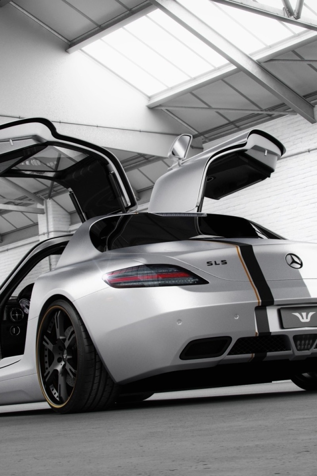 Мерседес- бенц AMG SLS