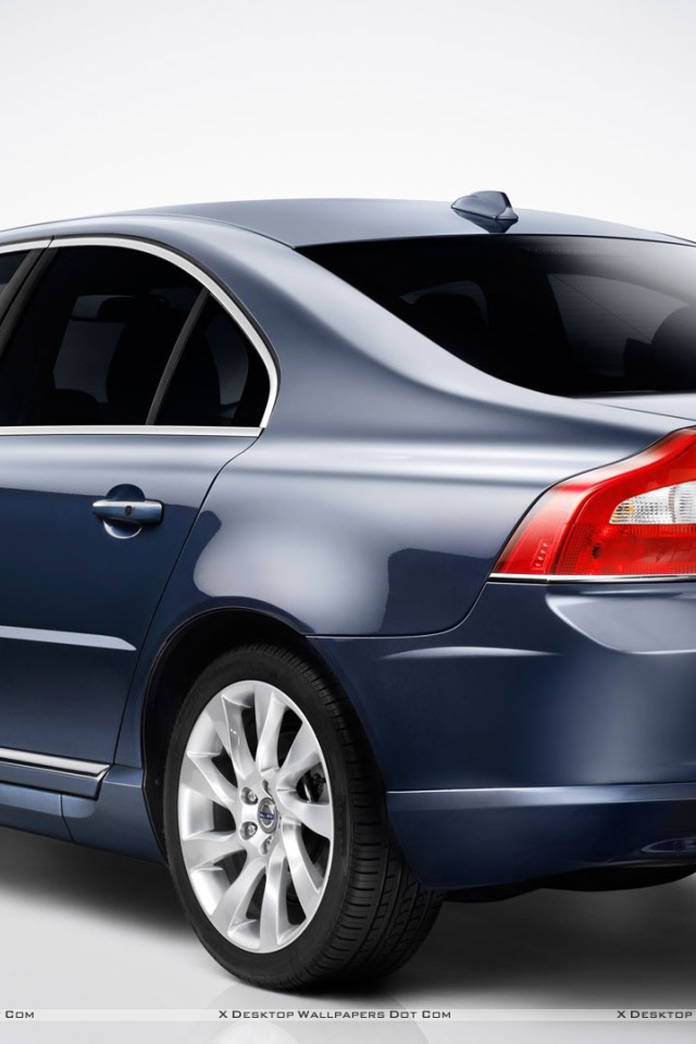 Потрясающий синий Volvo S80