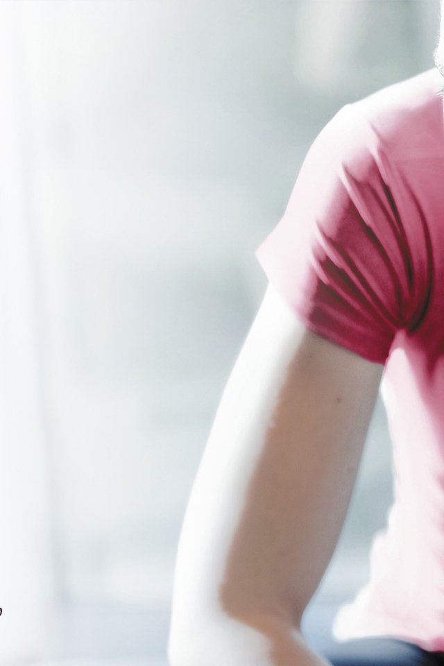 Девочка в розовой рубашке Under Armour