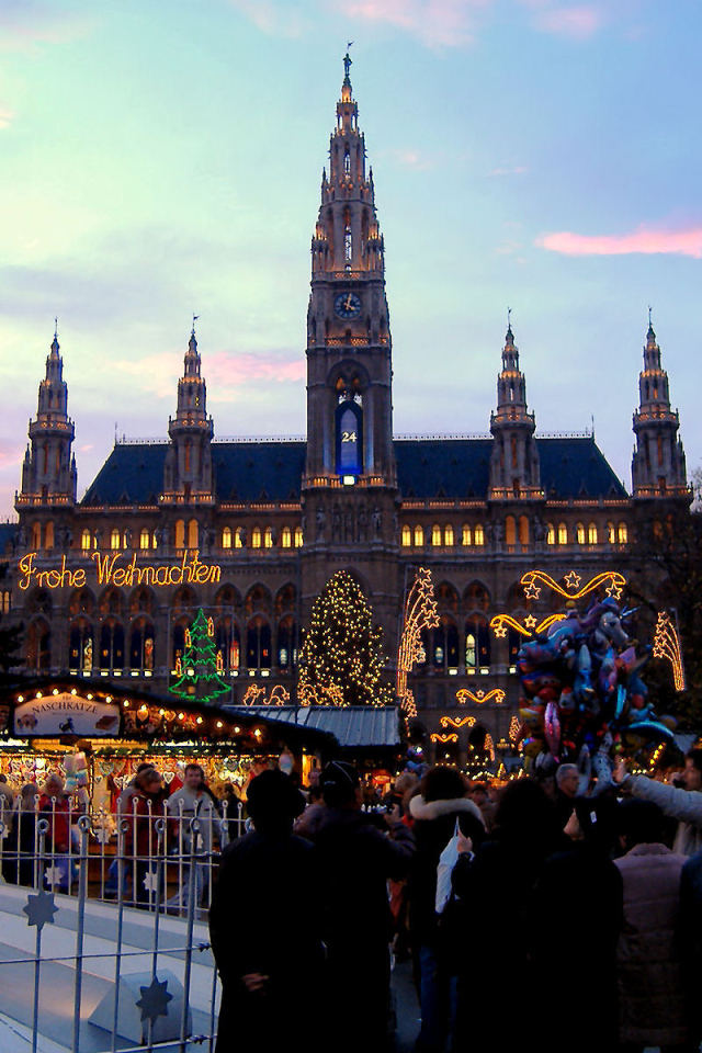 Вечерний город на рождество