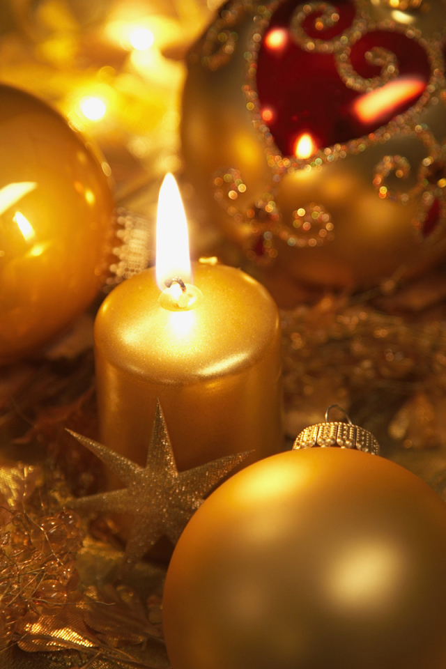 Украшения золотого цвета на рождество