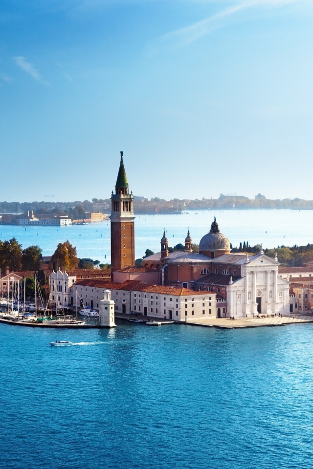 Город в море