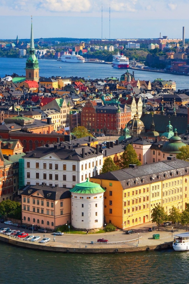 Старый город у воды