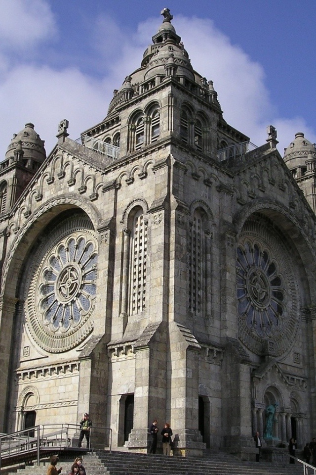 Старинный собор