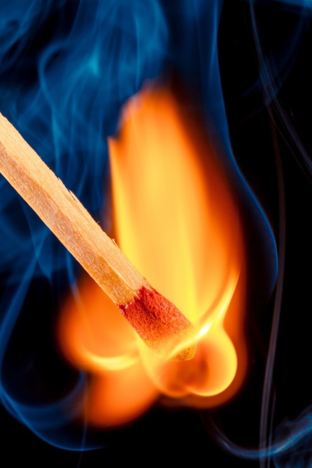 Пламя спички