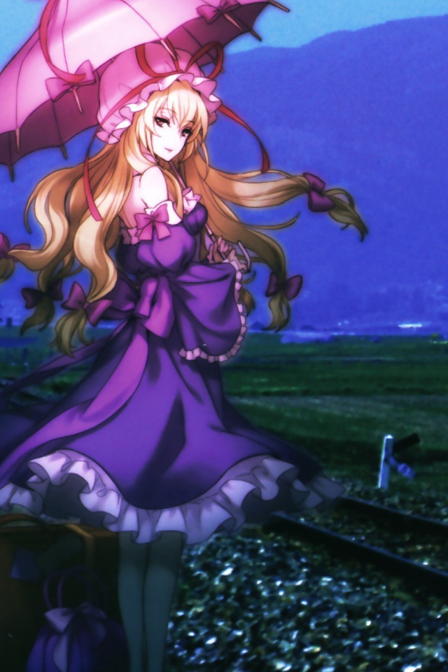 Девушка ждет поезд