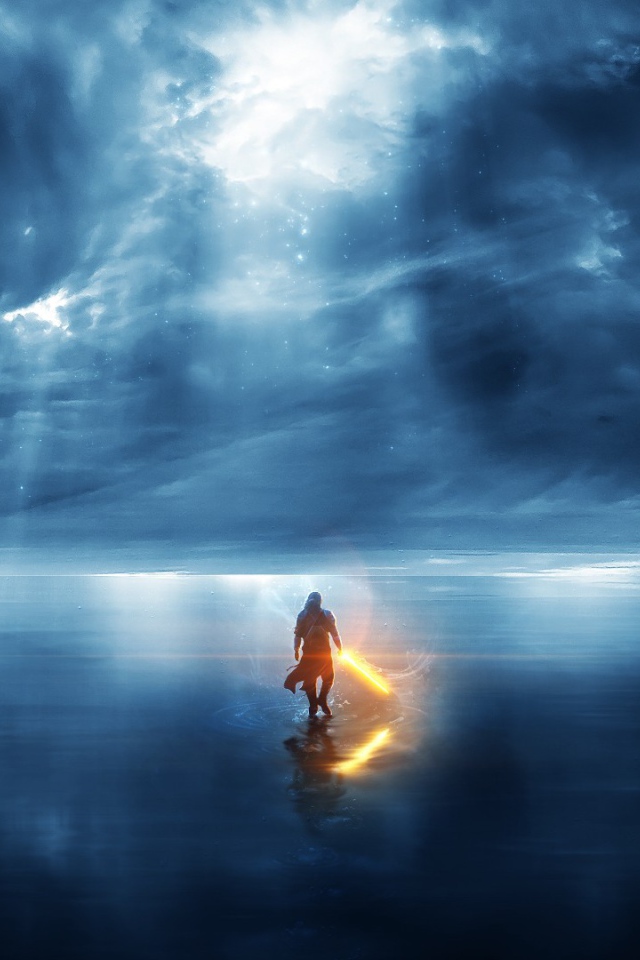 Человек идет по морю