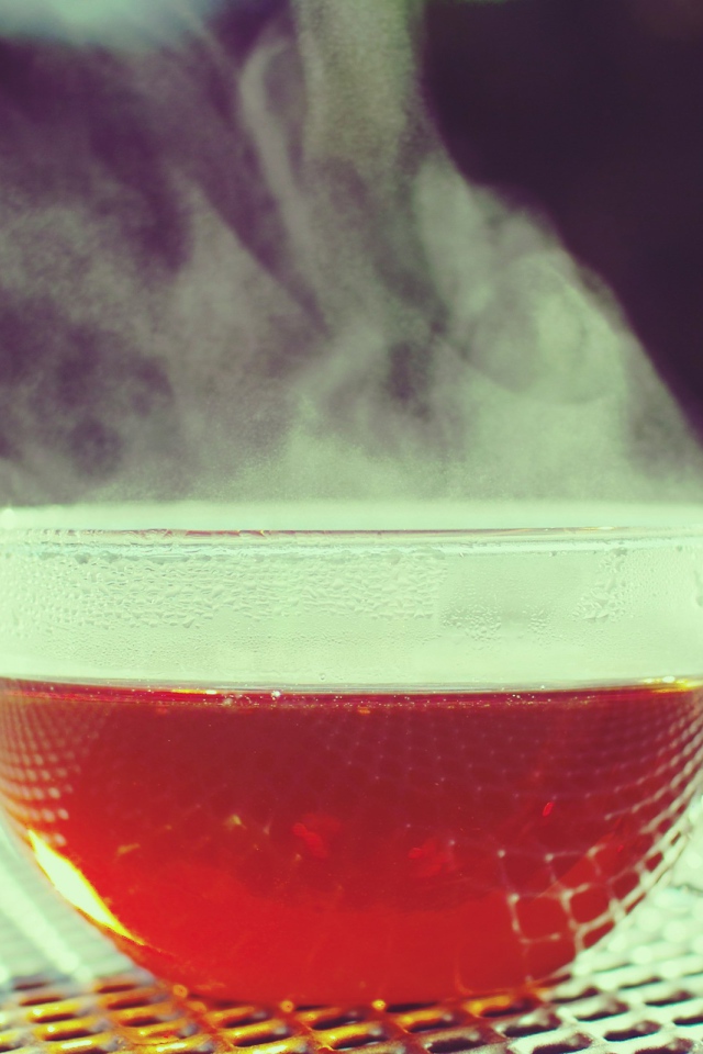 Горячий черный чай