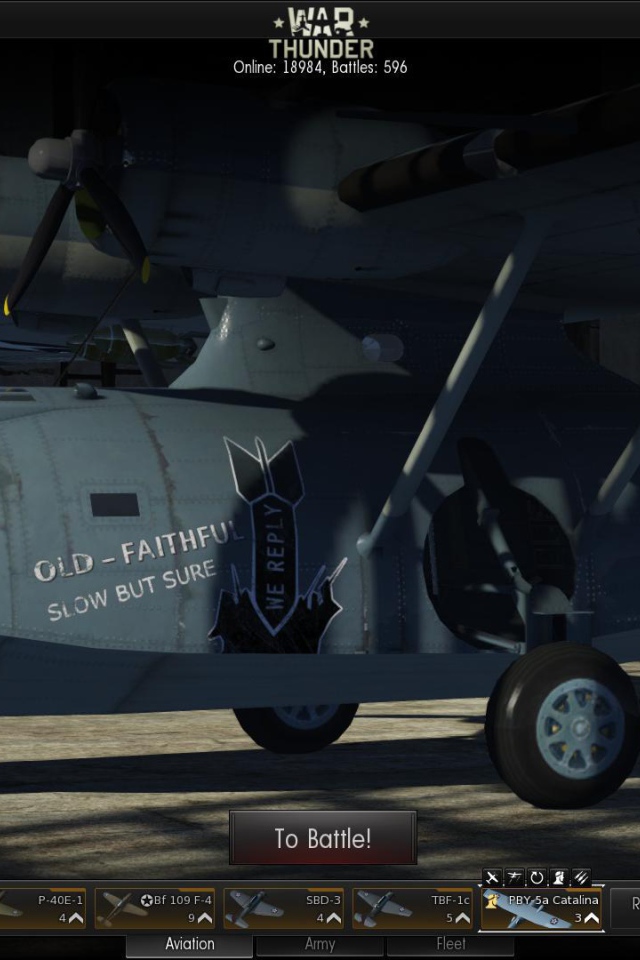 War Thunder огромный самолет в гараже