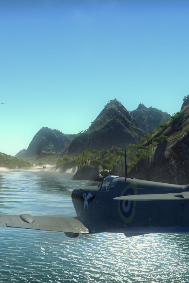 War Thunder самолет Сражаясь с военным кораблем