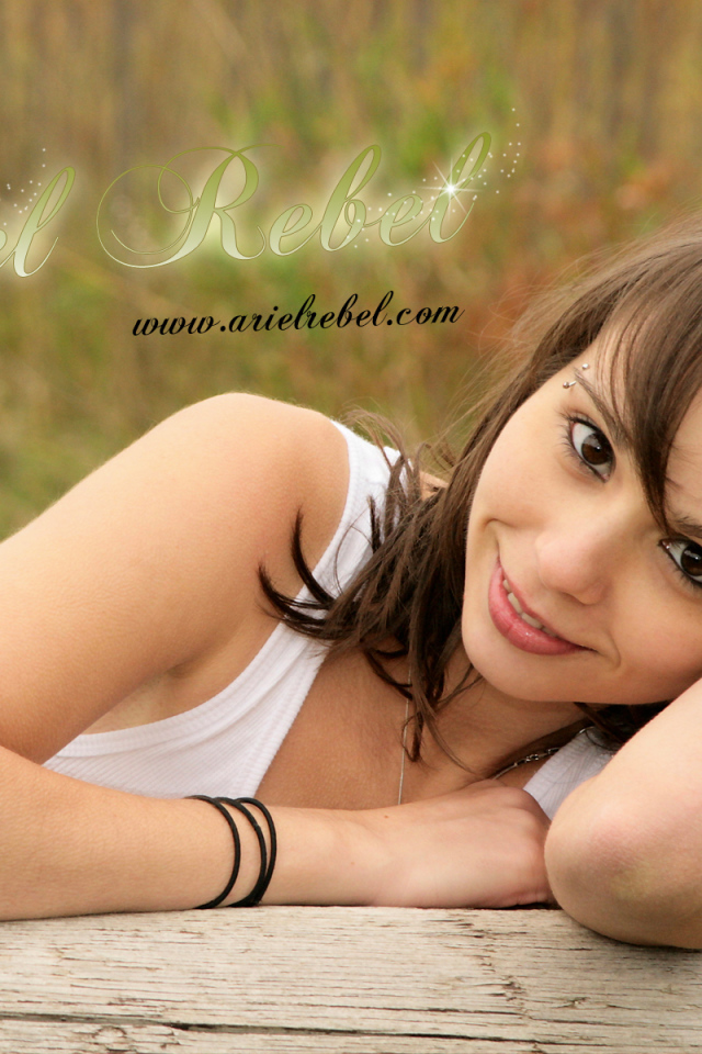 Черноглазая девушка