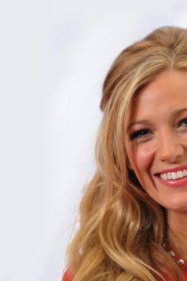 Женщина Blake Lively