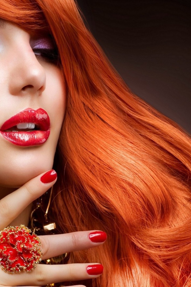 Красный макияж