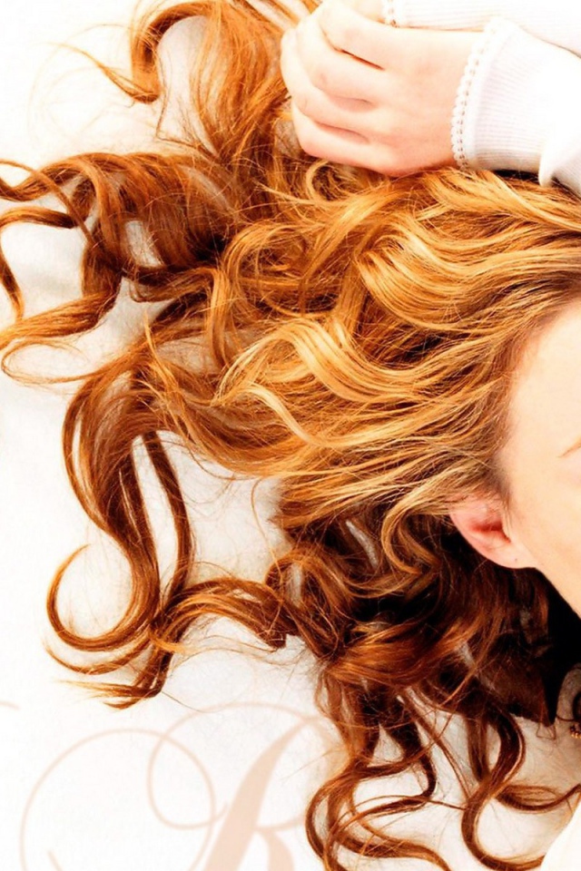 Рыжеволосая модель