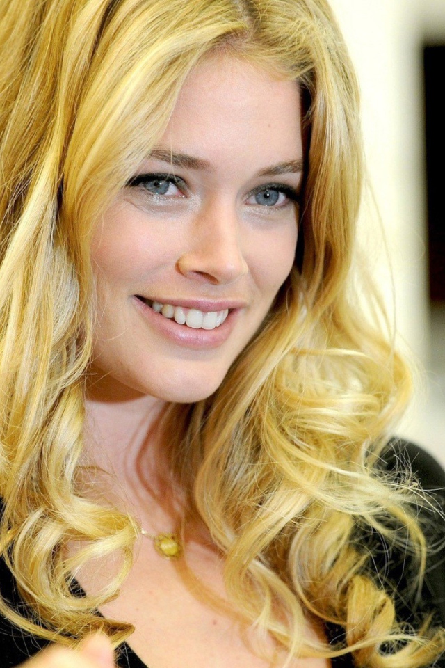 Блондинка Кроез