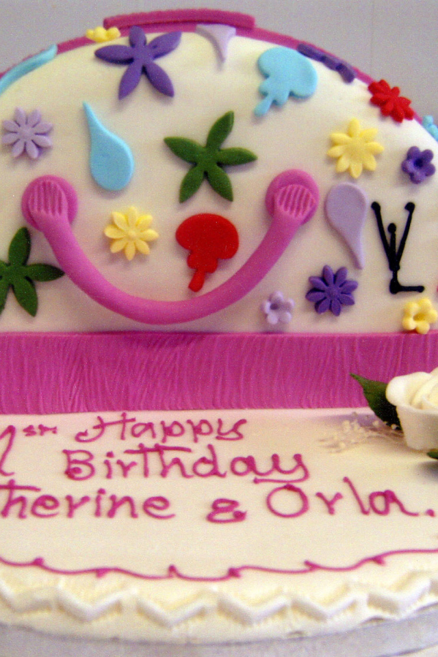 Красивый торт ко дню рождения