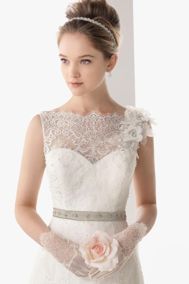 Невеста с белой розой