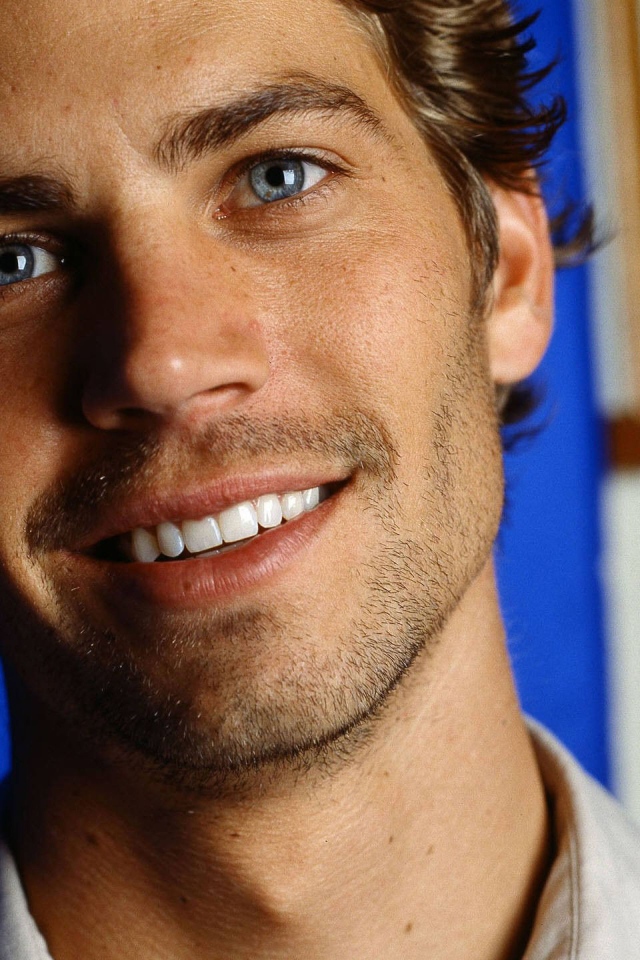 Знаменитость Пол Уокер