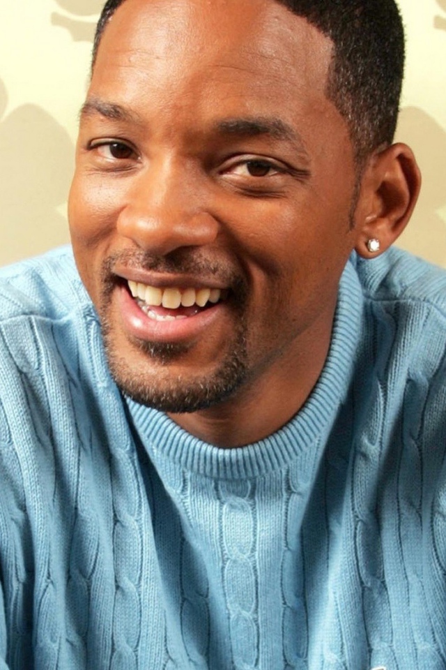 Актер Уилл Смит в свитере