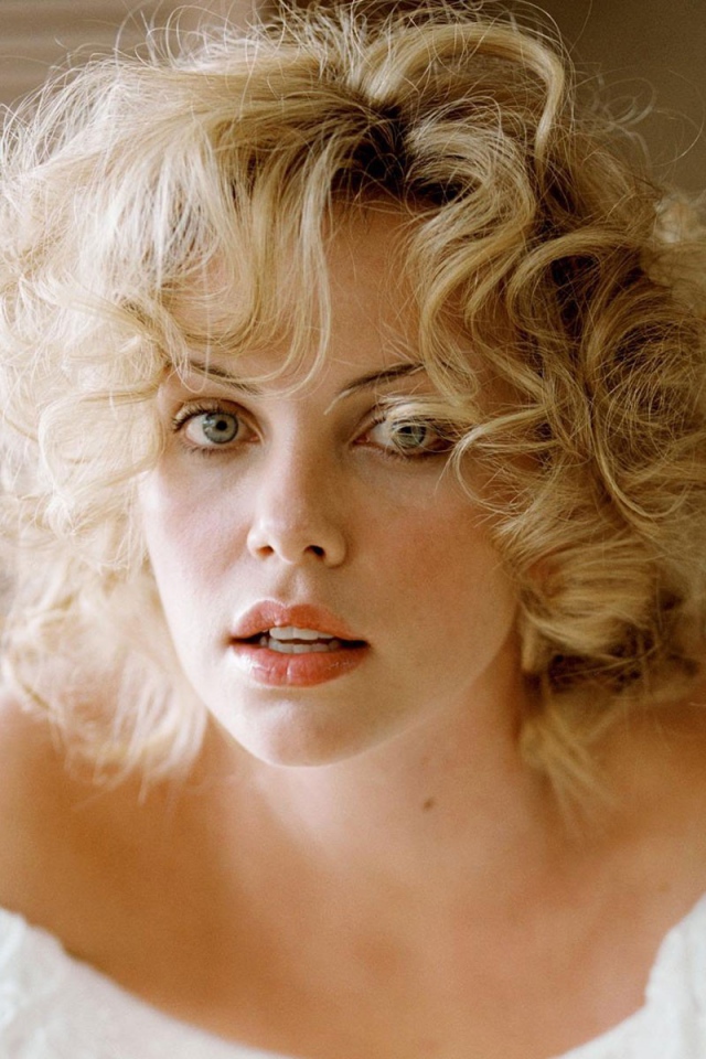 Актриса Шарлиз Терон