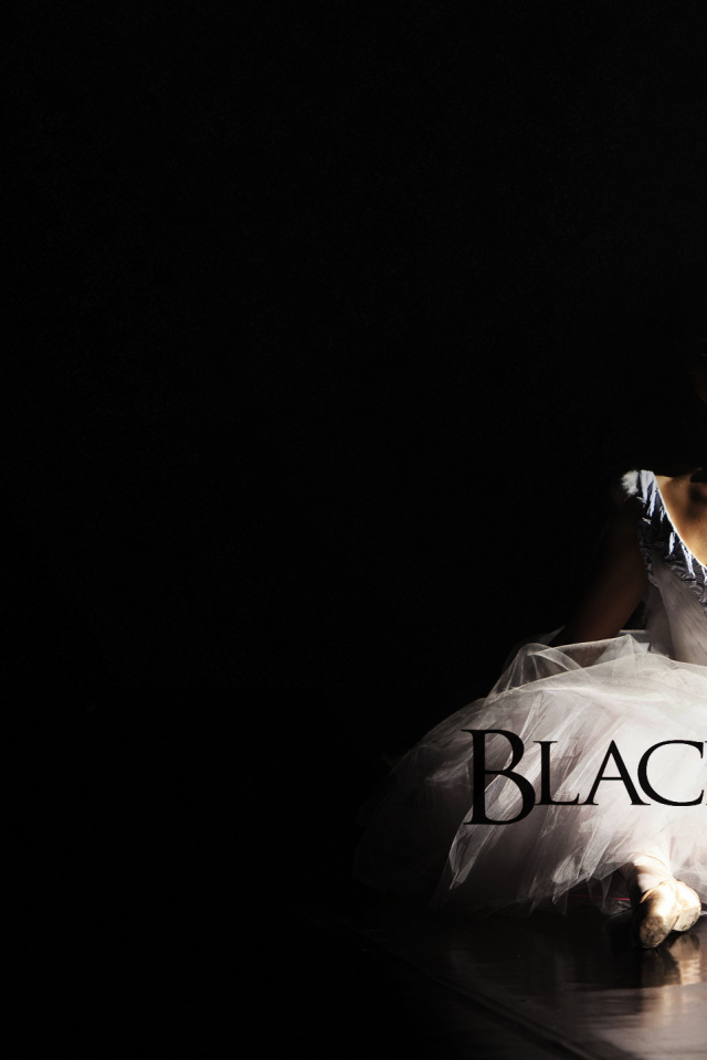 Балерина в образе белого лебедя