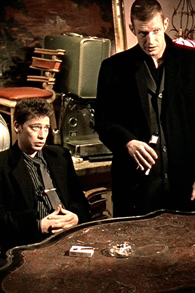 Карты, деньги, два ствола