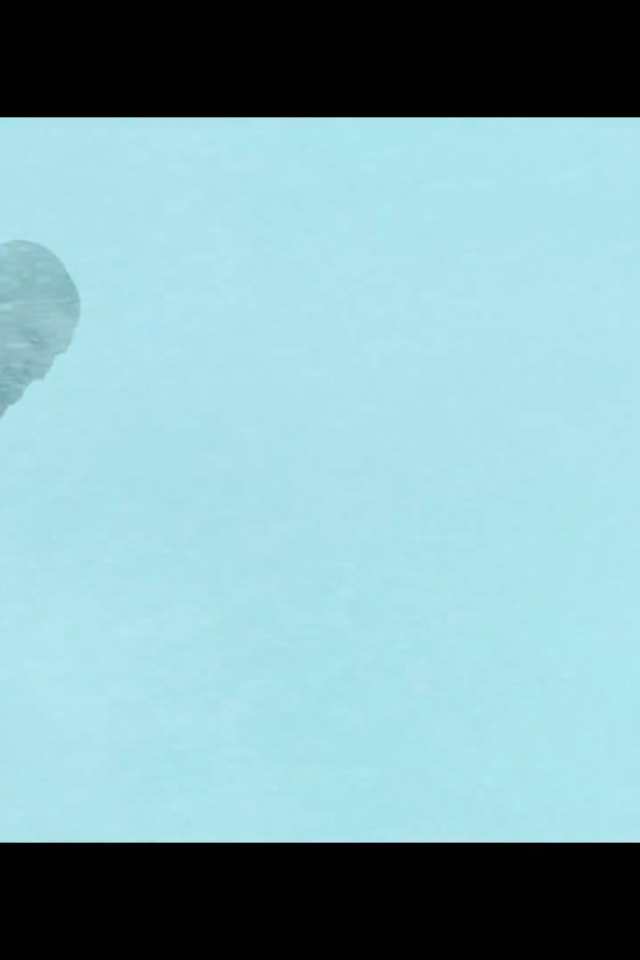 Баста в снегу