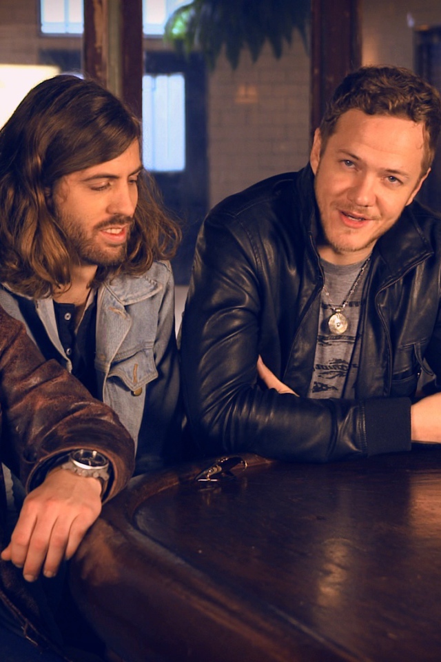 Imagine Dragons: группа в баре