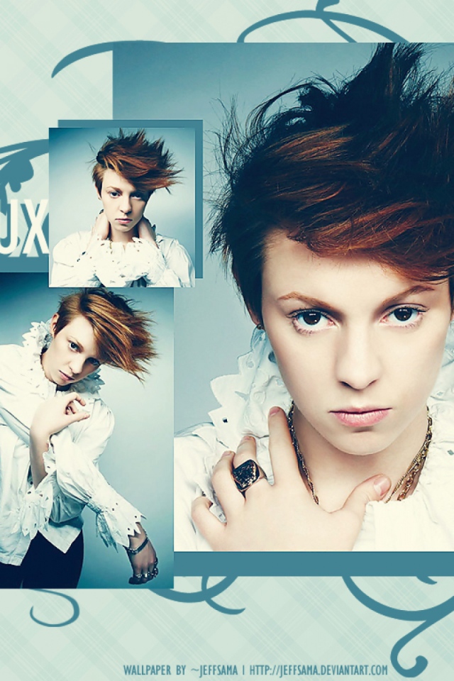 La Roux три картины в одном