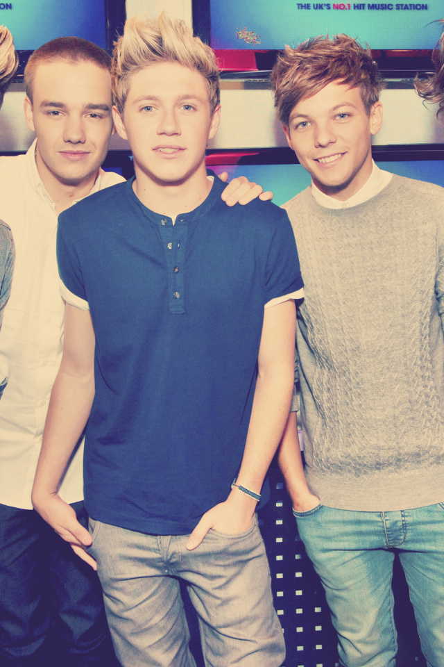 One Direction в студии