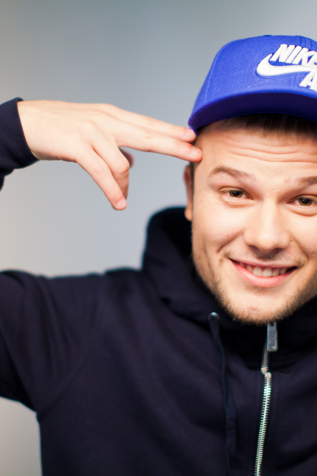 Исполнитель Макс Корж