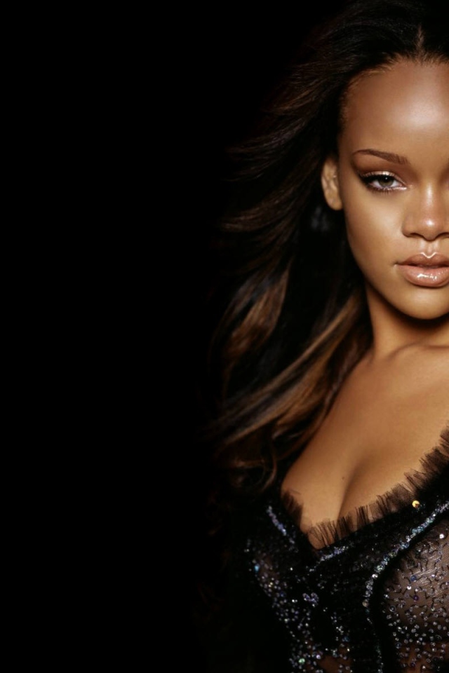 Rihanna черная картинка
